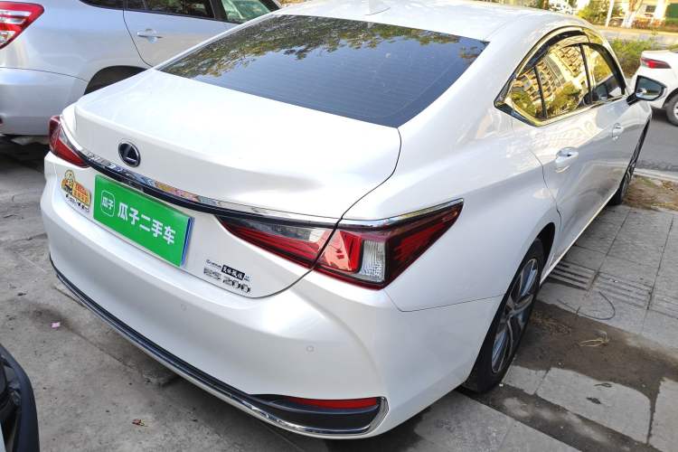 Used Lexus ES 2020 200 Excellence Edition