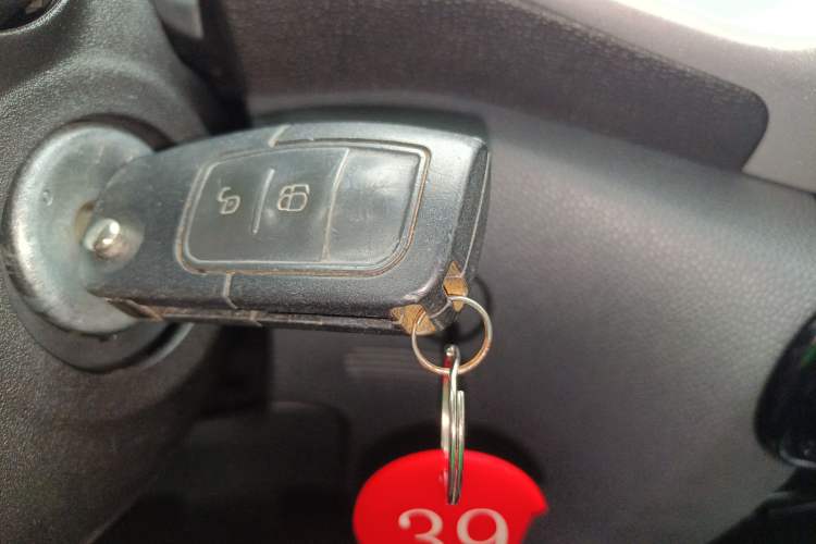 Used Ford EcoSport 2013 1.5L Automatic Fashion Model
