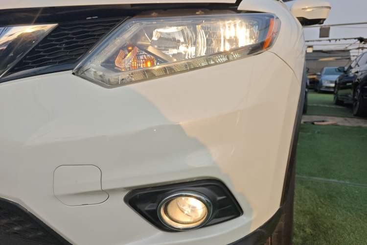 Used Nissan X-Trail 2015 2.0L CVT Comfort MAX Edition 2WD