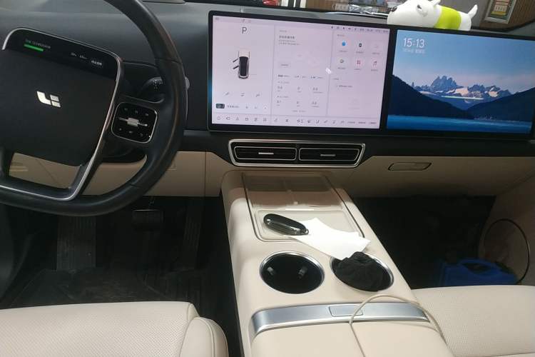 Used Li Auto L7 2023 Max model
