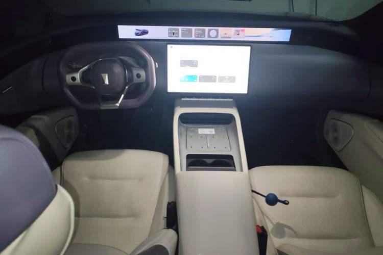 Used  12 2023 650 Three-Laser Four-Wheel Drive Performance Edition
