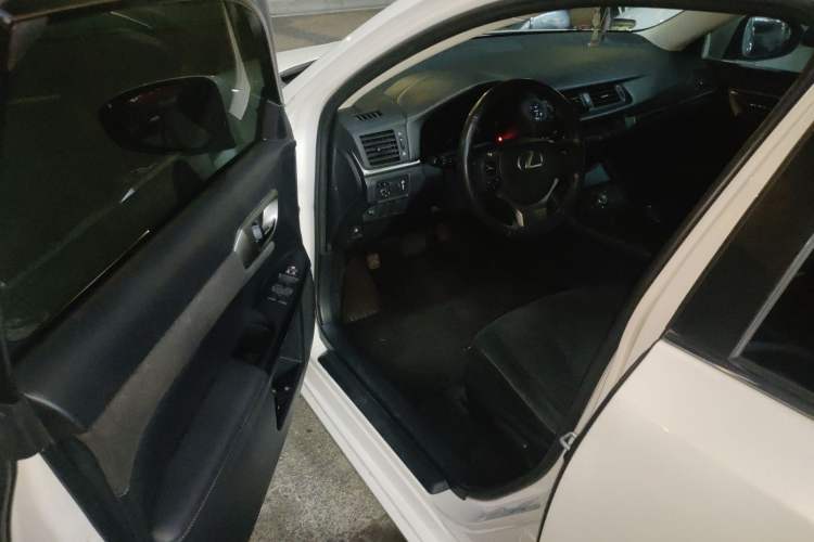 Used Lexus CT 2014 CT200h Elite Edition Monochrome
