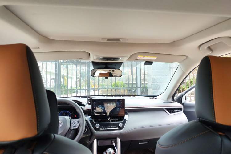 Used Toyota Corolla Cross 2024 2.0L Elite Edition
