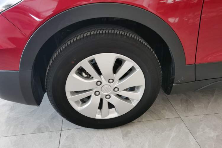 Used Suzuki S-Cross 2015 1.6L CVT Two-Wheel Drive Entry-Level Trim
