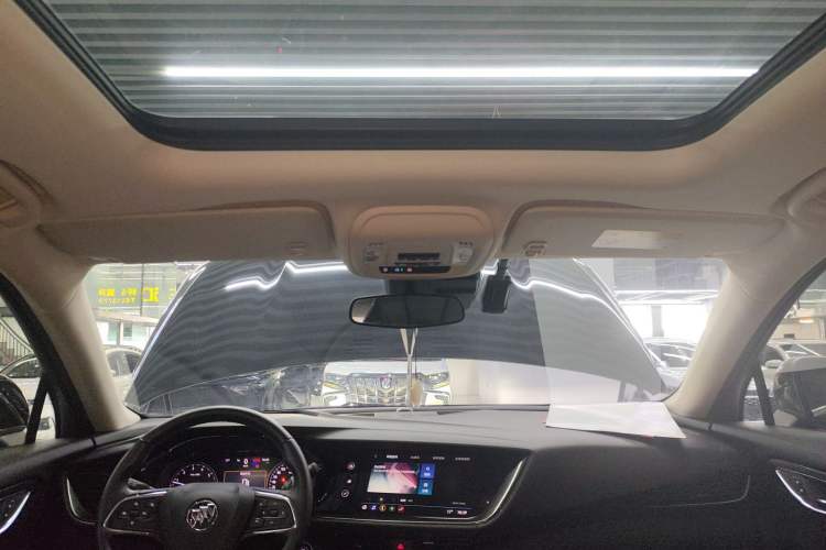 Used Buick Envision 2022 Facelift Encore S 552T Two-Wheel-Drive Luxury Model
