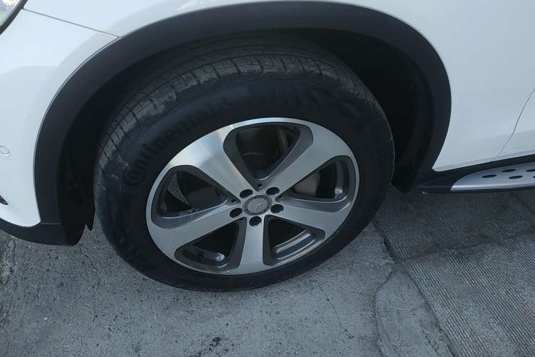 Used Mercedes-Benz GLC 2016 GLC 300 4MATIC Dynamic Model