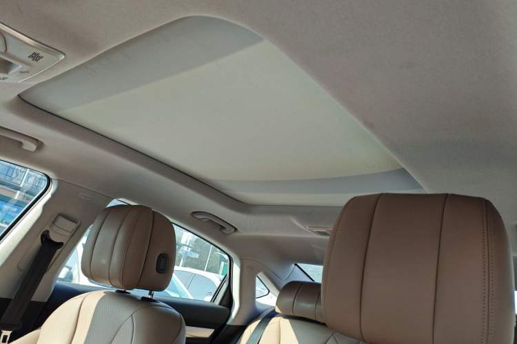 Used Geely Auto Emgrand GT 2018 1.5T MHEV Yaozhi Edition
