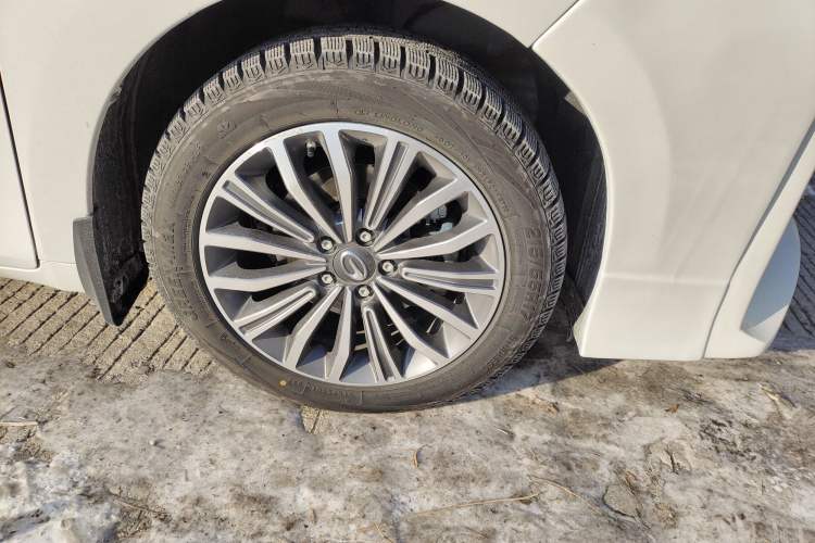 Used GAC Trumpchi M6 2021 270T DCT Luxury Edition (7-seater)
