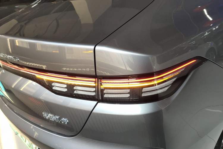 Used BYD Destroyer 05 2024 HONOR Edition DM-i 55KM Luxury Model
