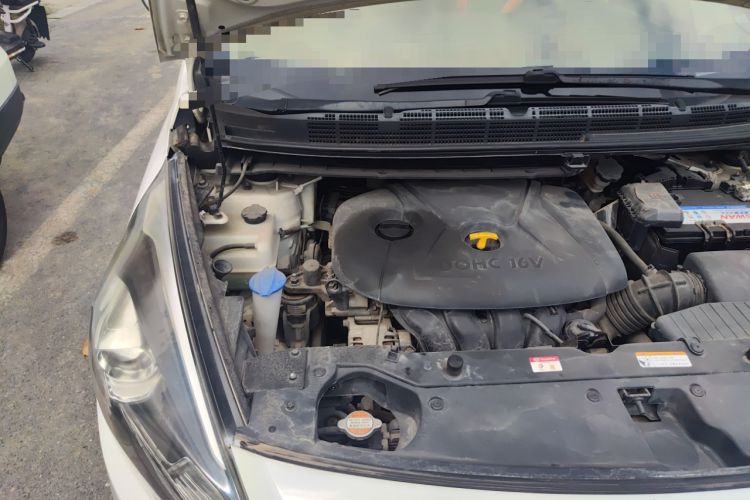 Used Kia Carens 2013 2.0L 7-Seater Automatic Standard Version China V Standard
