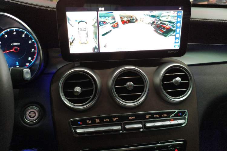 Used Mercedes-Benz GLC 2020 Facelift GLC 260 L 4MATIC Luxury Edition
