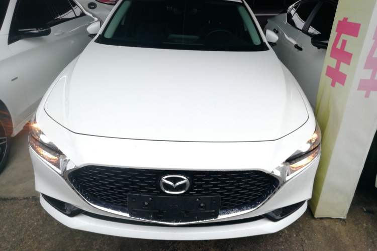 Used Mazda Mazda 3 Axela 2023 2.0L Automatic ZhiXuan Edition
