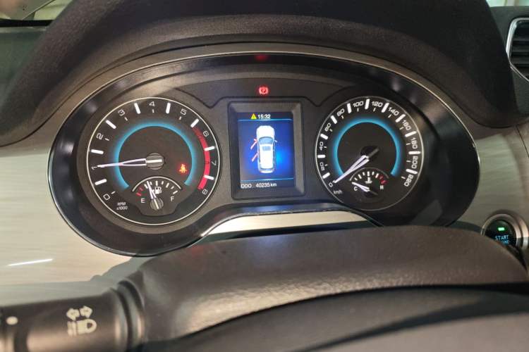 Used Haval H2 2017 Red-Label 1.5T Manual Two-Wheel-Drive Elite Model