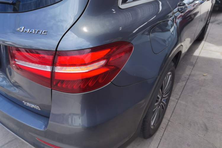 Used Mercedes-Benz GLC 2017 GLC 260 4MATIC Dynamic Edition
