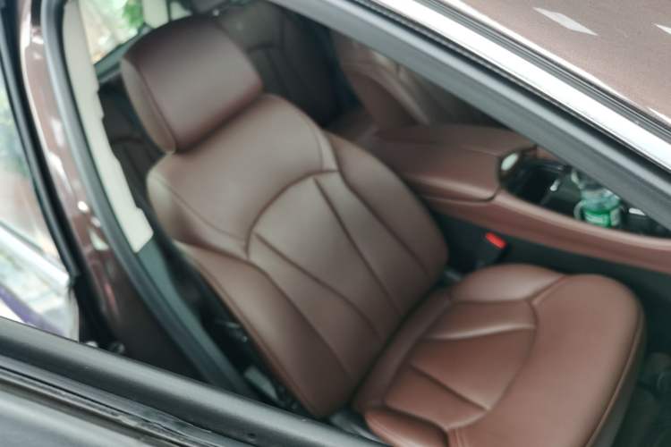 Used Buick Envision 2021 532T Two-Wheel-Drive Elite Version
