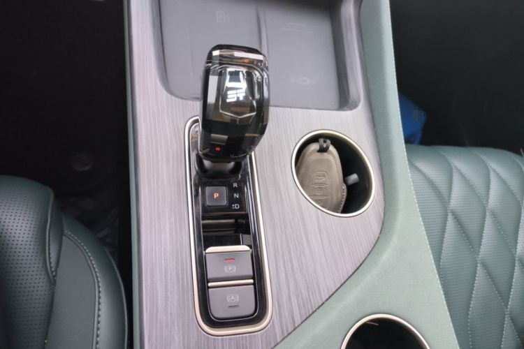 Used JETOUR Shanhai Shanhai L9 2024 1.5TD 2DHT Max 7-Seater
