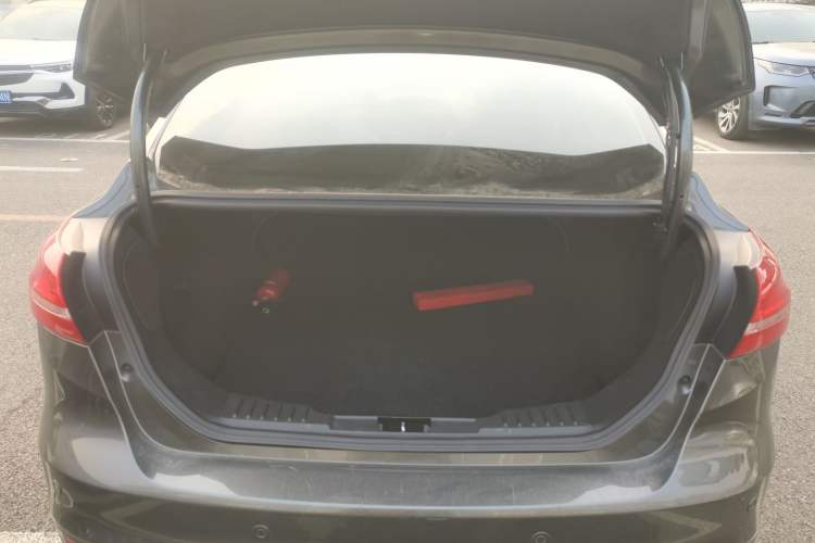 Used Ford Focus 2015 Sedan 1.6L Automatic Trend Model