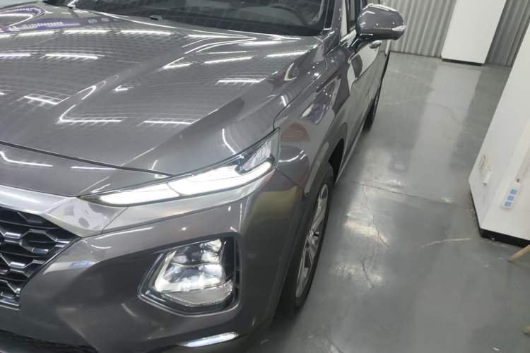 Used Hyundai Santa Fe 2019 380 TGDi TOP Automatic Two-Wheel Drive Flagship Version China VI Standard
