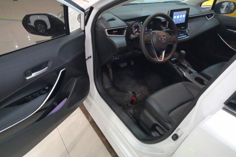 Used Toyota Levin 2021 2.0L Luxury Edition
