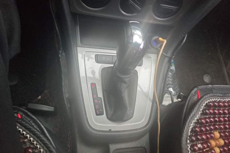 Used Volkswagen Lavida 2013 Revised Classic 1.6L Automatic Fashion Edition