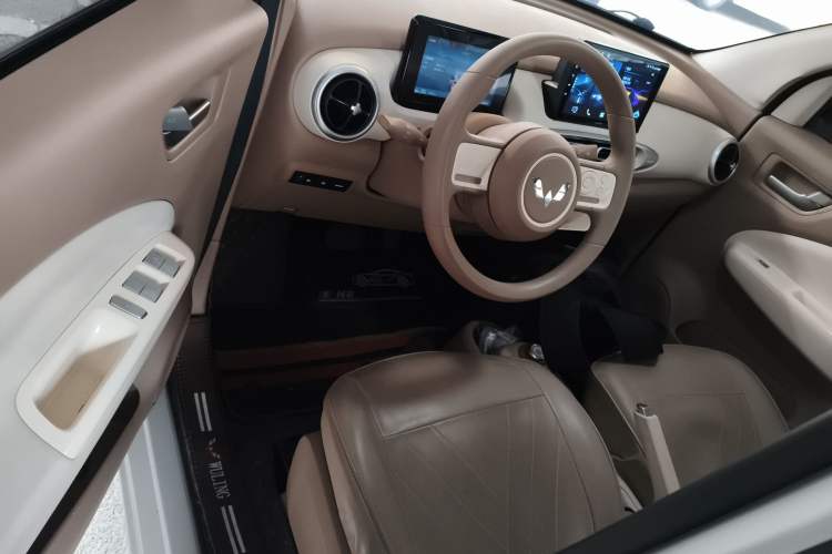 Used Wuling Hongguang MINIEV 2025 Four-Door Version Advanced Edition