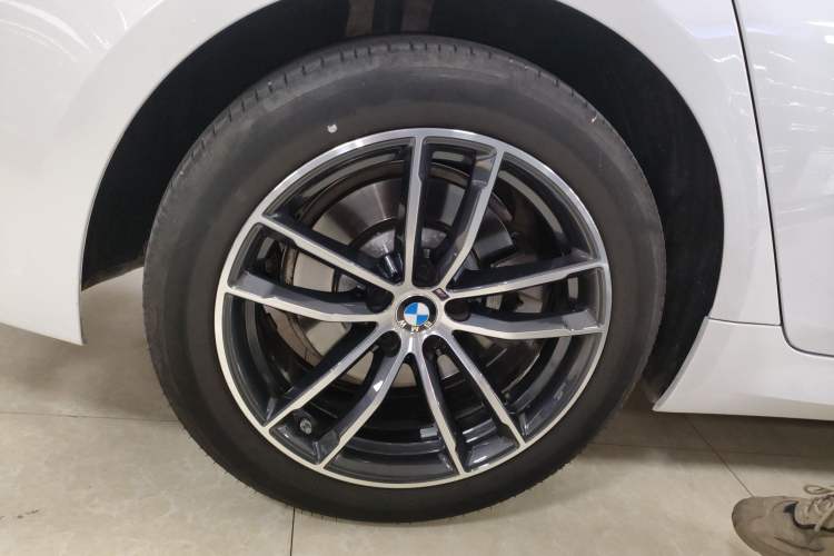 Used BMW 5 Series 2022 Second Facelift 525Li M Sport Package