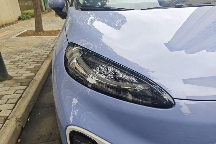 TDK.VehicleDetails.img