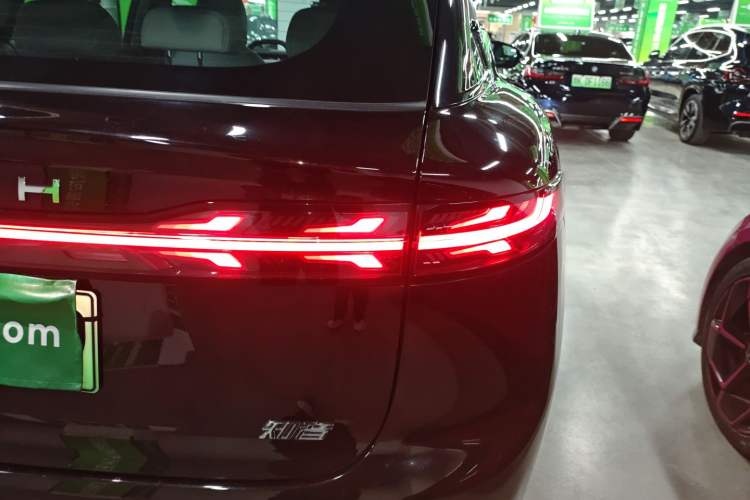 Used VOYAH COURAGE 2024 Long-Range Supercharge Edition