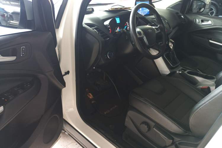 Used Ford Kuga 2015 1.5L GTDi Two-Wheel Drive Fashion Edition
