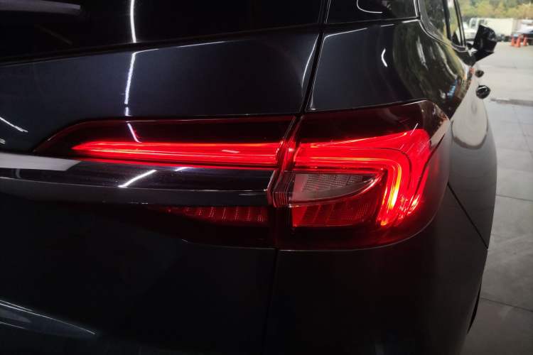 Used Buick Enclave 2020 28T Two-Wheel Drive Prestige Version