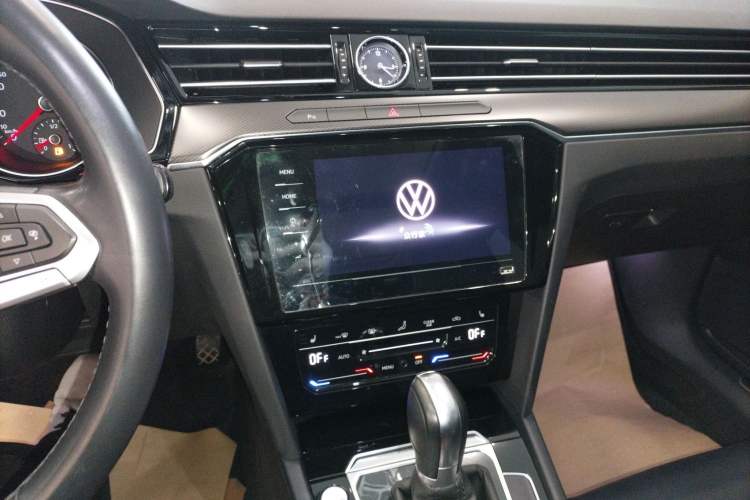 Used Volkswagen Magotan 2020 330TSI DSG Leading Model
