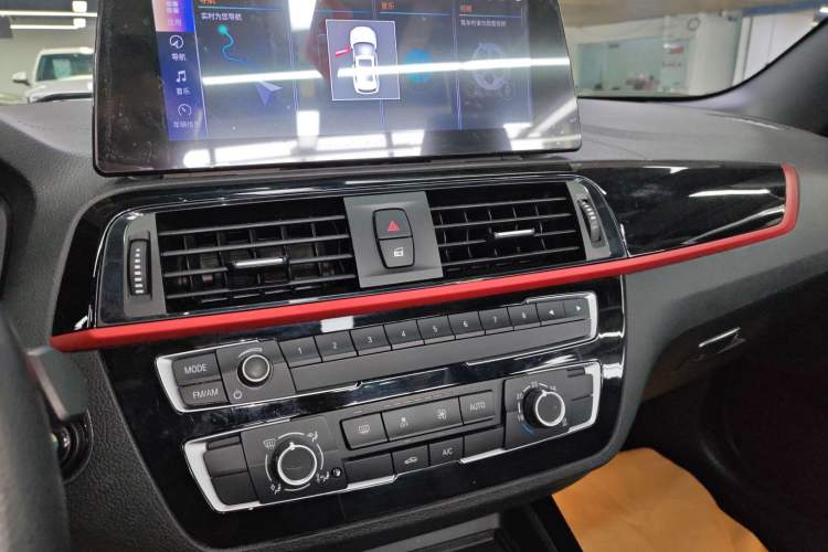 Used BMW 2 Series 2018 220i Convertible Coupe Sports Design Package
