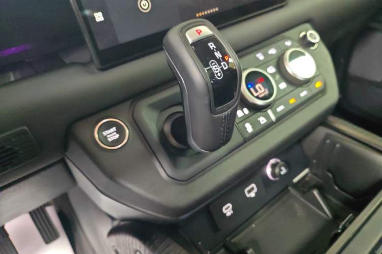 Used Land Rover Defender 2023 110 3.0T P400 Dark Edition
