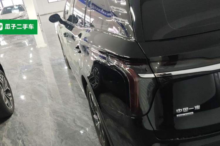 Used Hongqi HS7 PHEV 2024 2.0T PHEV Four-Wheel Drive Flagship Edition 7 Seats