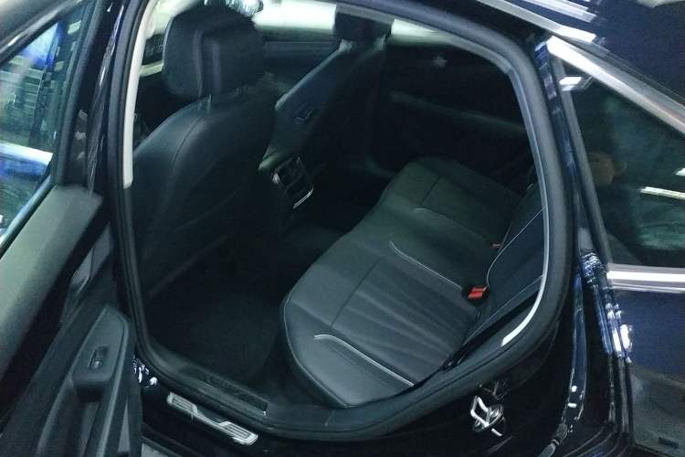 Used Volkswagen Passat 2024 330TSI Starry Elite Edition
