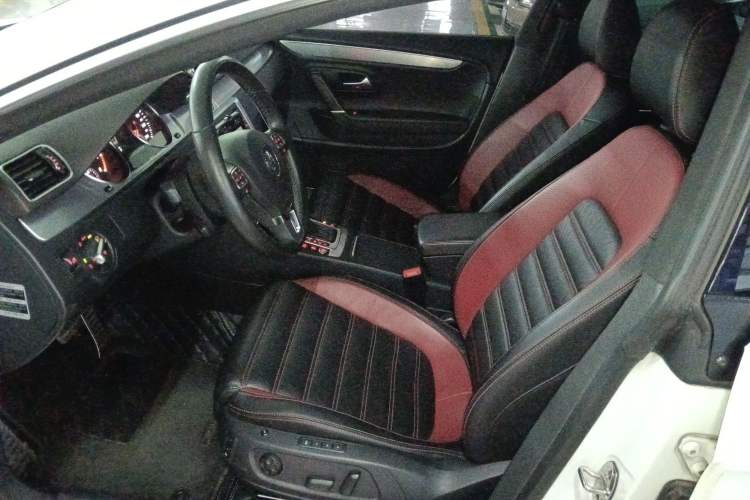 Used Volkswagen FAW-Volkswagen CC 2016 1.8TSI Luxury Model
