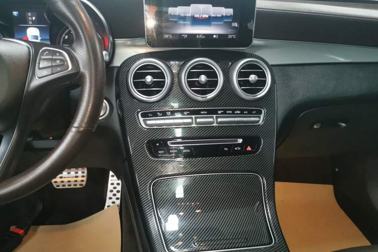 Used Mercedes-Benz GLC 2019 GLC 200 4MATIC
