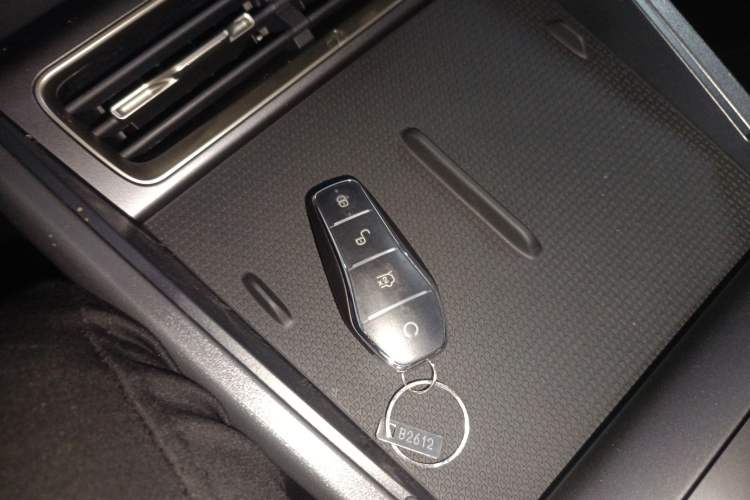 Used BYD Qin L 2025 DM-i Smart Drive 80KM Leading Model
