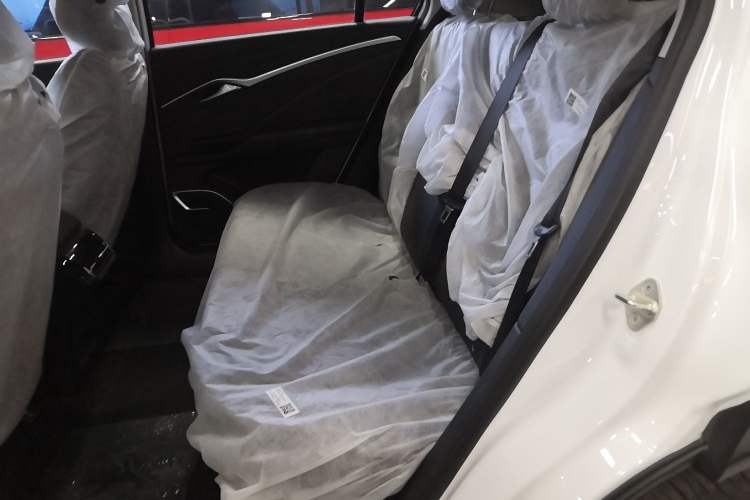 Used NETA U 2023 Neta U-Ⅱ 500 U Show Edition – Lithium Iron Phosphate