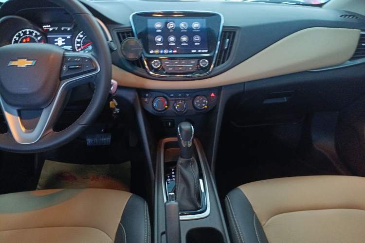 Used Chevrolet Monza 2022 320 Automatic Enjoyment Sunroof Version