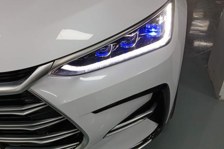 Used BYD Tang New Energy 2023 DM-i Champion Edition 112KM Prestige Model
