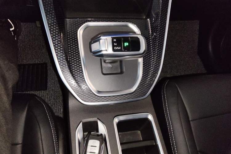 Used Haval M6 2021 PLUS 1.5T DCT Elite Smart Connectivity Model
