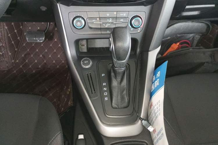 Used Ford Focus 2017 Hatchback 1.6L Automatic Comfort Plus SmartDrive Edition
