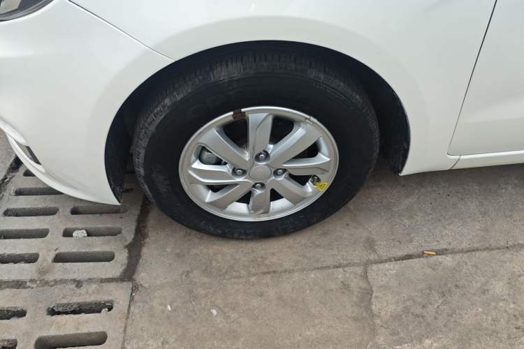 Used Kia K2 2015 Sedan 1.4L Automatic GLS