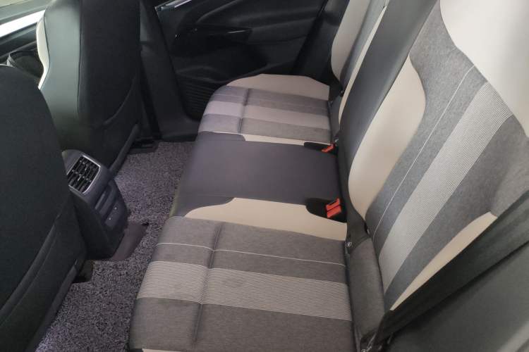 Used Volkswagen ID.4 CROZZ 2021 Standard Range PURE Two-Wheel Drive Version