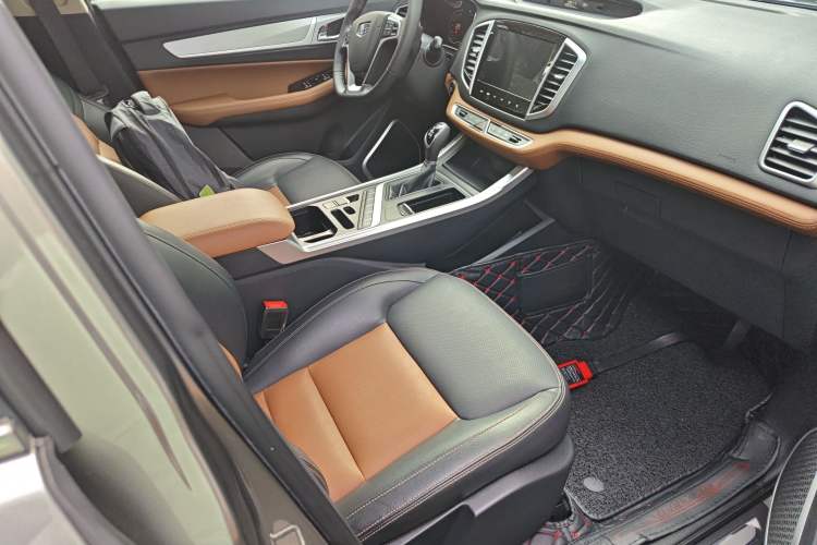 Used Geely Auto Vision X6 2018 1.4T CVT 4G Connected Luxury Version
