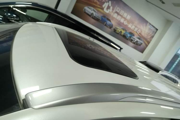 Used Mitsubishi Outlander 2020 2.4L 4x4 Zhi Xiang Edition 7-Seater
