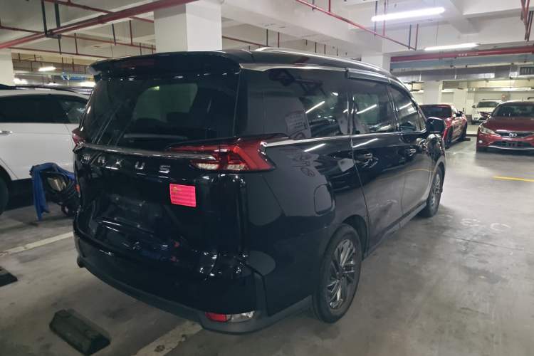 Used SAIC MAXUS EUNIQ 5 2020 1.3T PLUG-IN Luxury Edition
