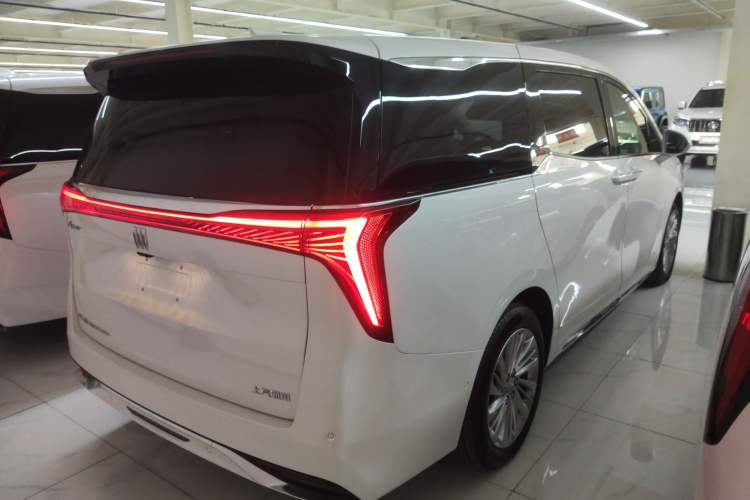 Used Buick Century 2025 2.0T Six-Seater YinShi Edition
