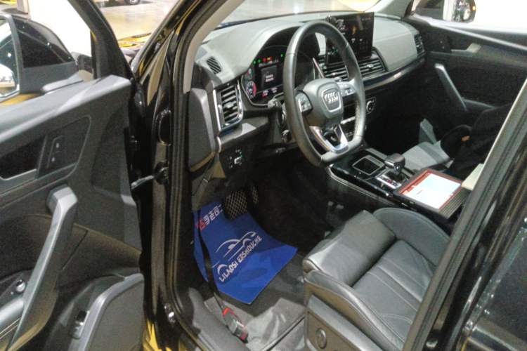 Used Audi Q5L 2022 40T Luxury Dynamic Model
